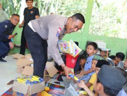 Dari Kepedulian untuk Masa Depan: Polri–Universitas Jambi Bantu Pelajar Aceh Tamiang.