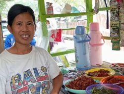 Dulu Di Hina,Sekarang Ibu Ini Balas Yang Telah Menghinanya.