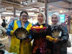 Persit KCK Koorcab Rem 042 Tampil Memukau di Persit BISA 2026, Produk UMKM Jambi Banjir Apresiasi.