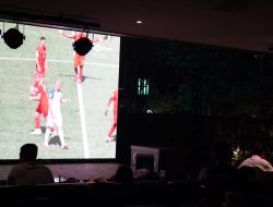 Nobar Kebangsaan Piala Dunia 2026, TNI dan Masyarakat Jambi Perkuat Kebersamaan dalam Semangat Persatuan.