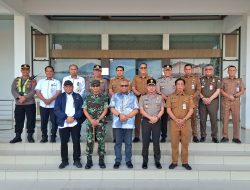Danrem 042/Garuda Putih Sambut Kedatangan Wamenaker RI dalam Kunjungan Kerja ke Provinsi Jambi.
