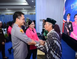 Dalam Rangka Hari Bhayangkara ke-80, Polda Jambi Gelar Bakti Kesehatan dan Bakti Sosial untuk Masyarakat.
