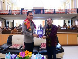Kapolda Jambi Silaturahmi dengan Pengurus Gereja GBKP dan GKPS di Kota Jambi.