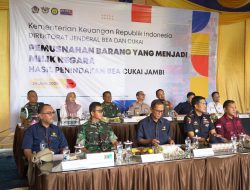Danrem 042/Gapu Hadiri Pemusnahan Barang Milik Negara Hasil Penindakan Kepabeanan dan Cukai.