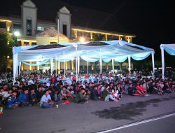 Ribuan Masyarakat Padati Mapolda Jambi, Nobar Final Piala Dunia 2026 Berlangsung Aman dan Meriah.