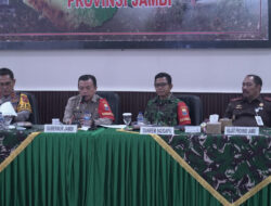 Danrem 042/Gapu Ikuti Rakor Nasional Penanganan Karhutla Secara Vicon.